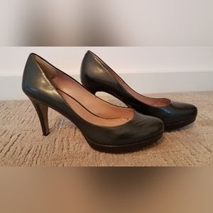 Womans Pumps